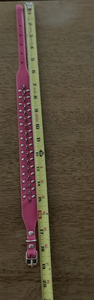 Collar de perro con clavos remaches tachonados rosa imitación cuero ajustable Foto 3 de 4