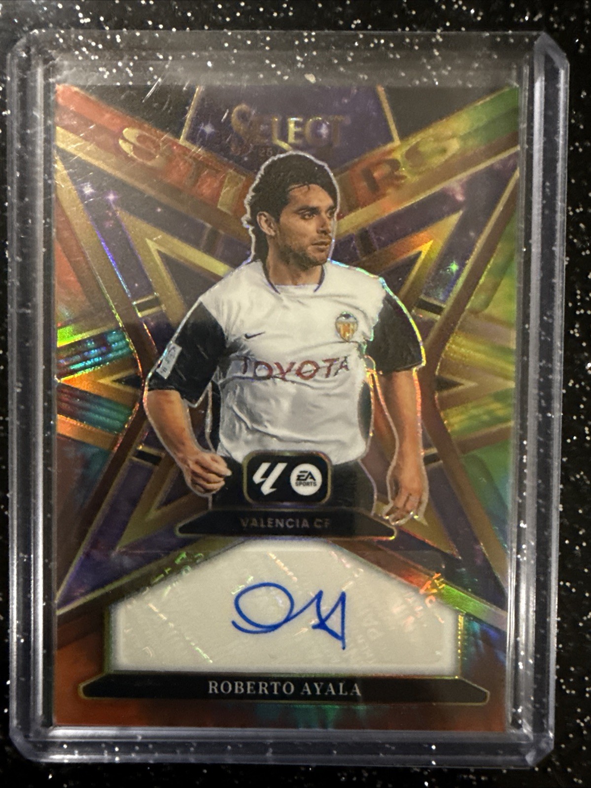 2024-25 Panini Select La Liga Tie Die Select Stars Roberto Ayala /25 SSP view 1
