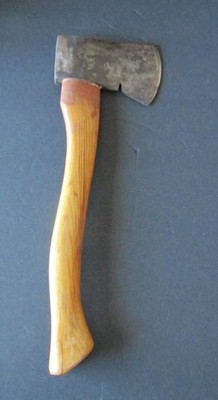 VINTAGE BOY SCOUTS OF AMERICA ''BE PREPARED'' PLUMB BRAND HATCHET w/HANDLE (14'')