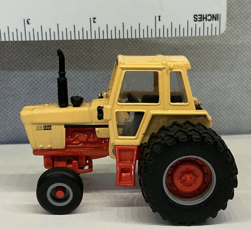 Vintage CASE 1270 AGRI-KING Tractor Collector edition 1/64 Scale - Image 2 of 4