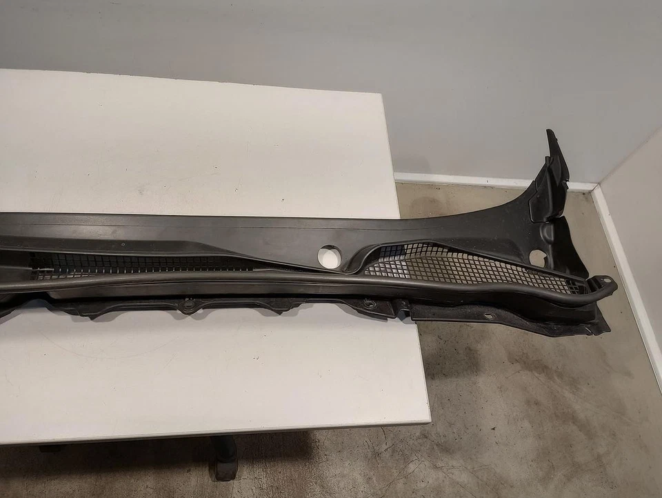 Subaru Impreza GH orig Windlauf Schmutzabweiser Bj 2010 91411FG010 - Bild 4 von 4