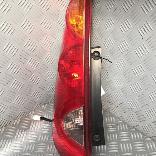 feu arriere nissan note 2013 gauche main image 1