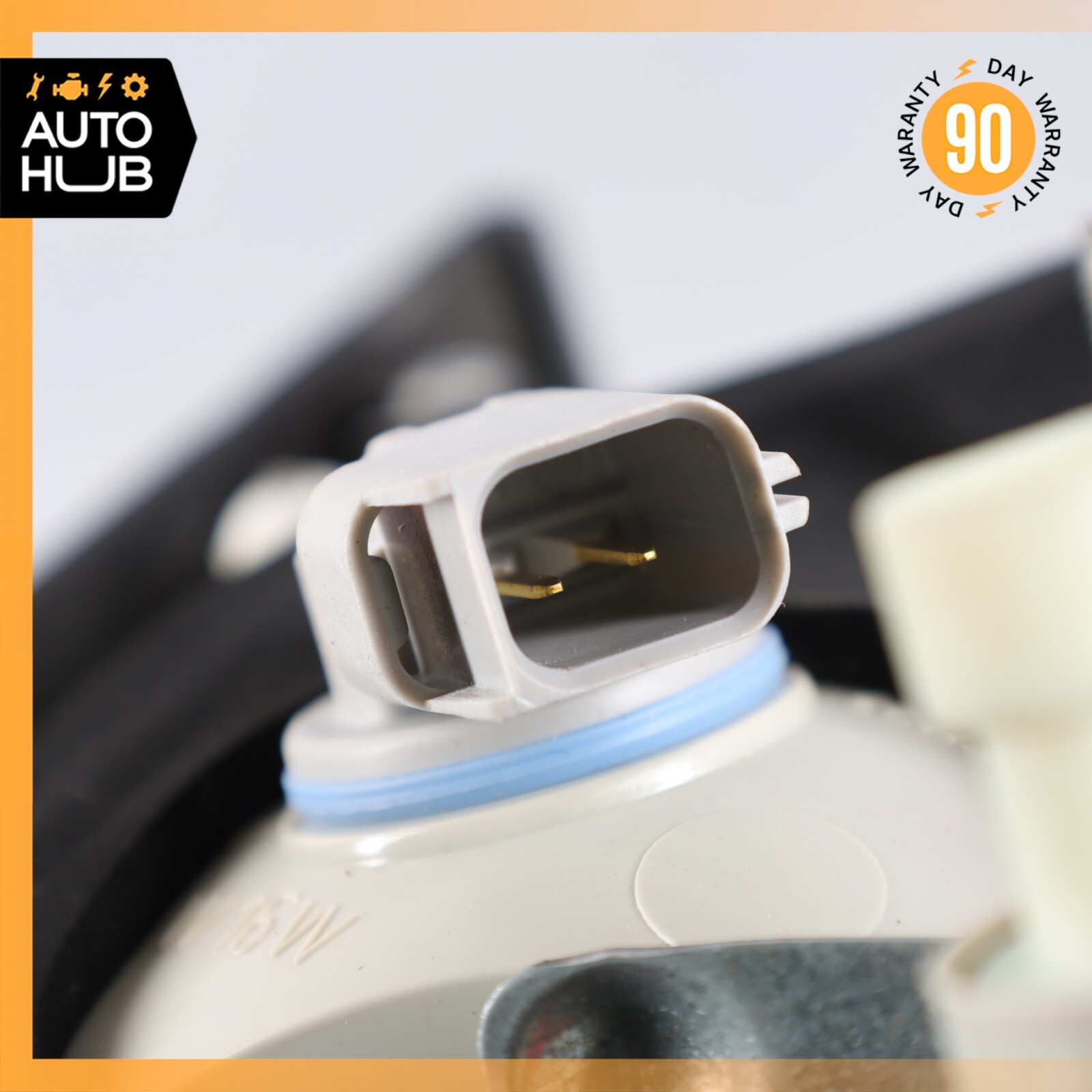 08-12 Maserati GranTurismo M145 Right Passenger Side Inner Tail Light Lamp OEM