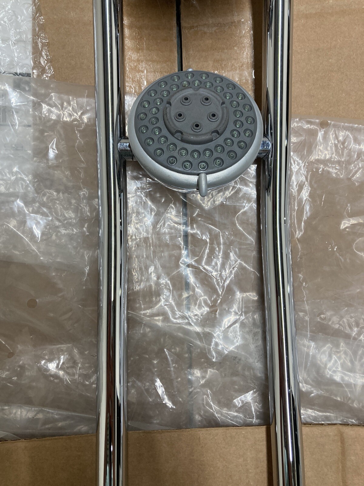 Grohe Freehander Exposed shower head system, & MOUNTING SET 27007000