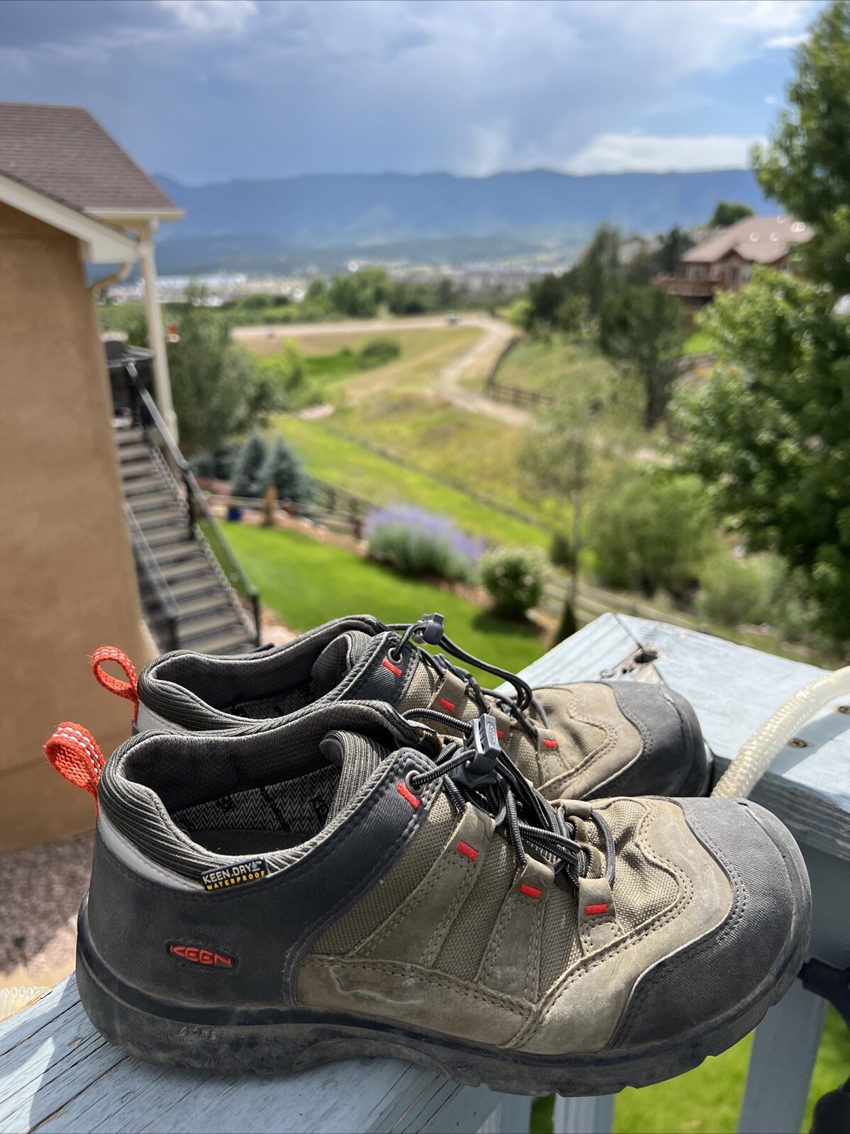 Scarpe da trekking Keen Dry marroni impermeabili da donna taglia 6