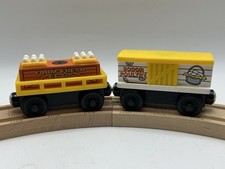 Thomas  Friends Wooden Railway Chicken  Egg Cars No Sound - VERY GOOD 