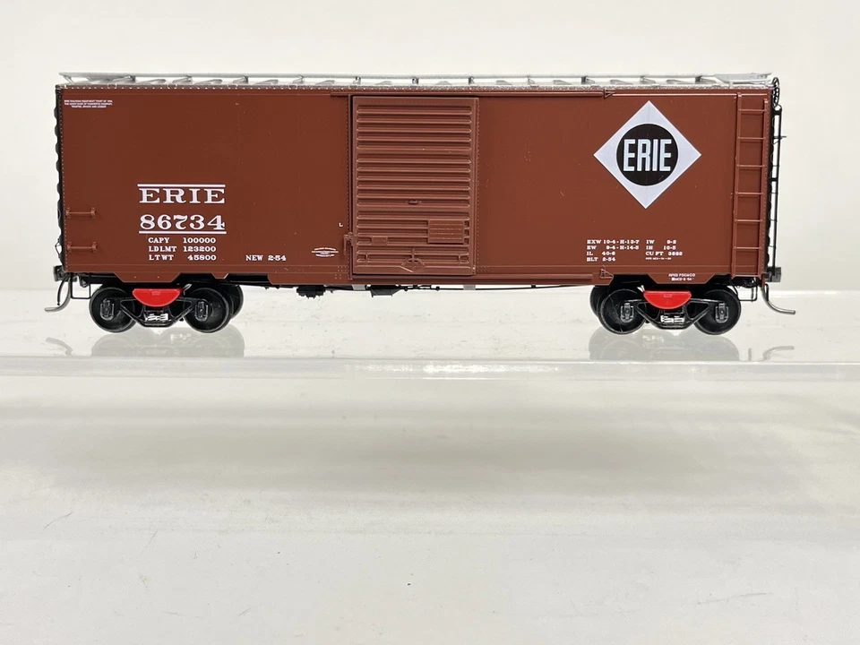 LNIB Kadee HO Erie #86734 40’ PS-1 Boxcar - Image 3 of 4