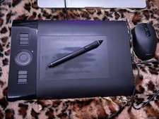 Wacom Intuos 4 Professional Pen Tablet PTK440 - Small