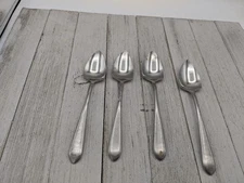 Set of 4 SILHOUETTE Supreme Cutlery Towle Grapefruit Spoons Stainless Flatware