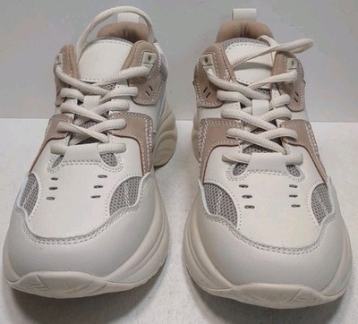 Cushionaire Strike Women s Sneakers 8.5M Beige White Memory Foam Comfort Shoes