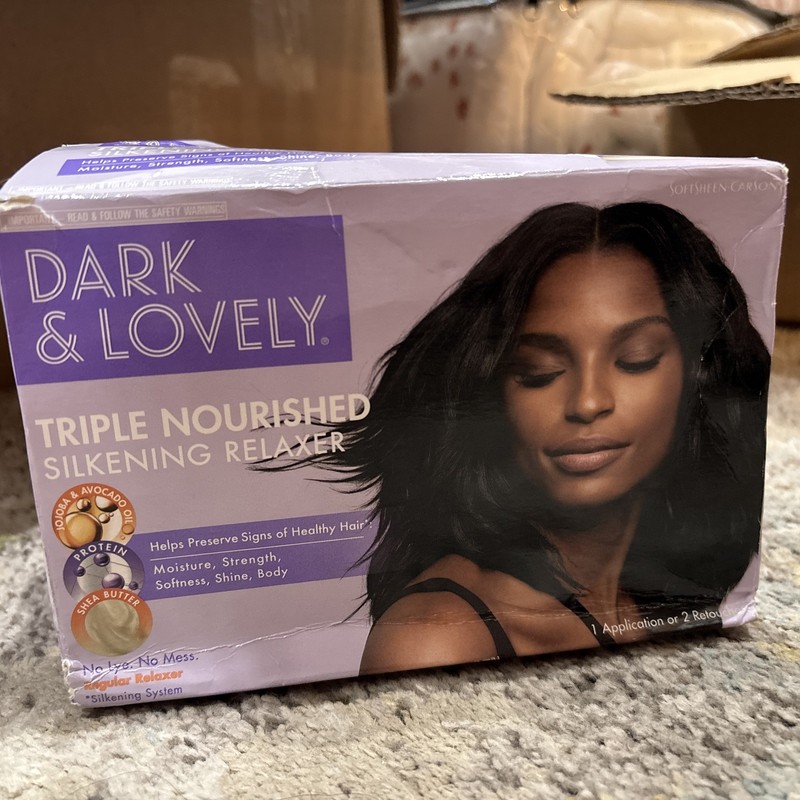 NIB Dark & Lovely Triple Nourished Silkeng Relaxer
