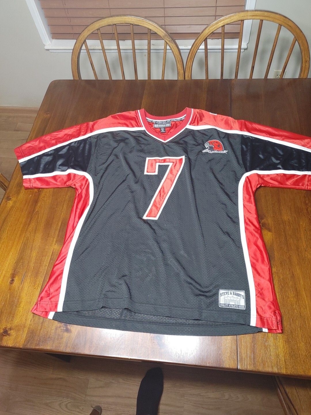 Picture 1 of 11