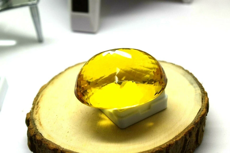 Natural Yellow Tourmaline Certified Loose Gemstone 300 Ct Oval cut VVS Clean. - Image 4 of 4