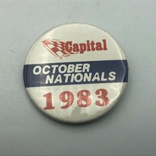 1983 Vintage Capitol Speedway October Nationals Badge Button Pinback Pin Q7