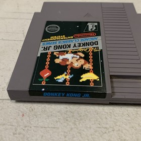 *TESTED/WORKS* The Original Donkey Kong Jr Arcade Classics Series 5 Screws NES