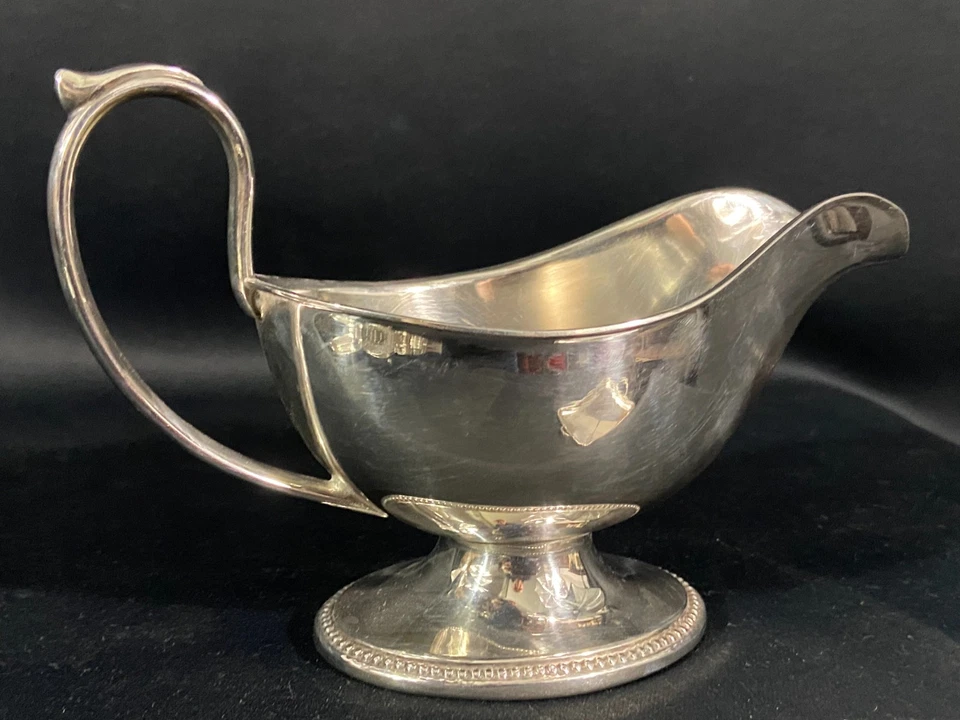 Saucière en métal argenté de style Louis XVI - Photo 4/4