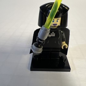 LEGO Star Wars Luminara Unduli Light Up Lightsaber Minifigure Excellent 