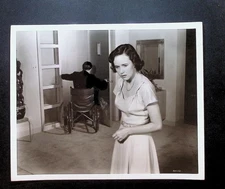 MARLON BRANDO / Teresa Wright  THE MEN (1950)  Original Studio Movie Still