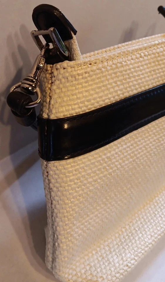 Tommy Hilfiger Blanco Tejido Paja Cartera Bolso de Mano/Negro Patente Correa Rayas Foto 4 de 4