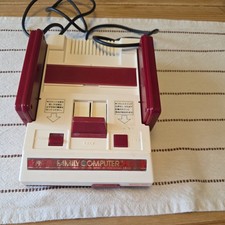 Genuine Nintendo Famicom Console Original Japanese Model HVC-001 Grade B TESTED