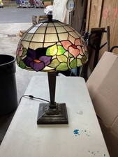Tiffany Style Stained Glass Multicolor Floral Metal Base Table Lamp 26 T, 16 R