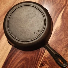 BSR (Birmingham Stove & Range) Red Mtn Cast Iron Skillet #5, A-series, Seasoned