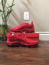 vapormax plus triple red
