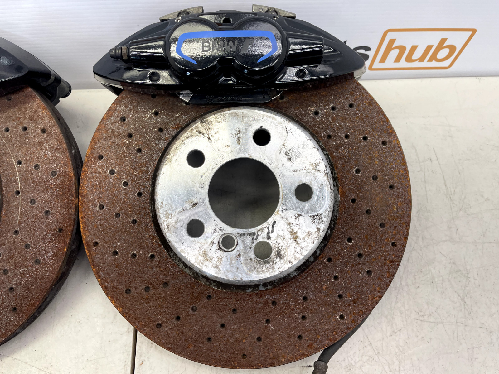 2014-2020 BMW I8 OEM BREMBO BRAKE CALIPERS ROTORS PADS COMPLETE SET