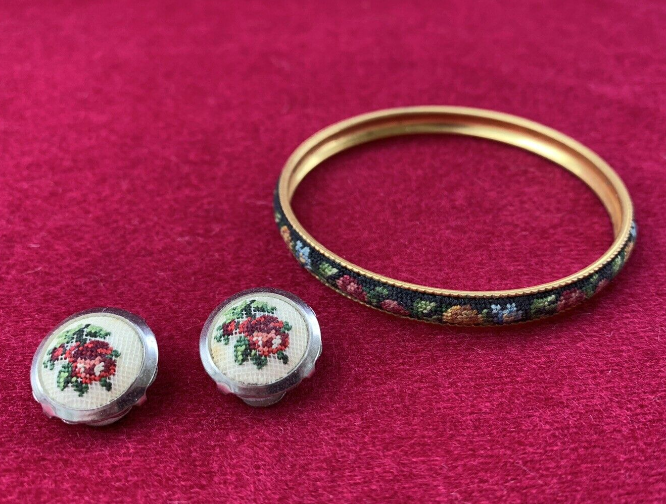 Bangle Gold Tone Bracelet Needlepoint Roses & Silver Tone Clip on stub Earrings-image