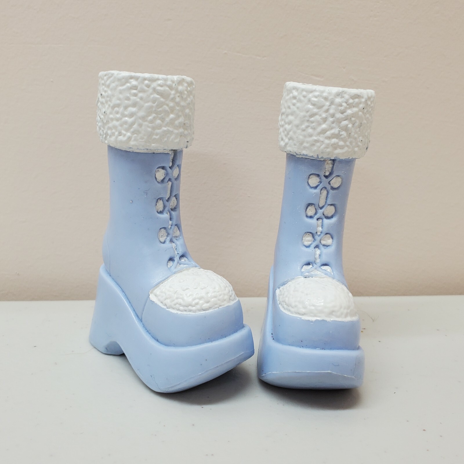 bratz snow boots