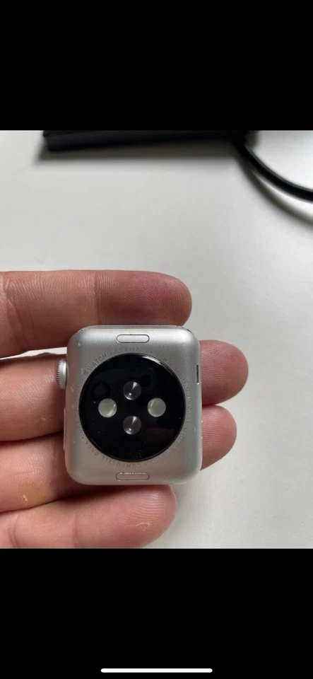 Apple Watch Series 3 38mm Caja de Aluminio Plata - Cambiar Pantalla - Imagen 2 de 4