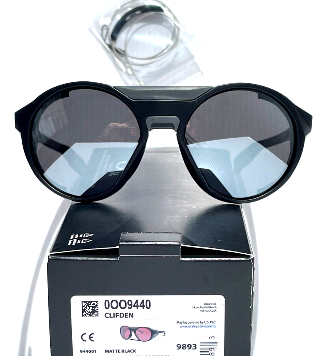 Oakley CLIFDEN Matte Black Round POLARIZED Galaxy Chrome Mirror