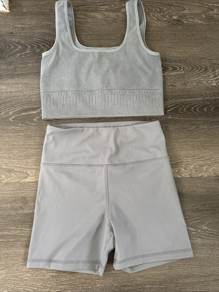 Glassons Blue Grey Yoga Set. Crop SML & Bike Pants XS