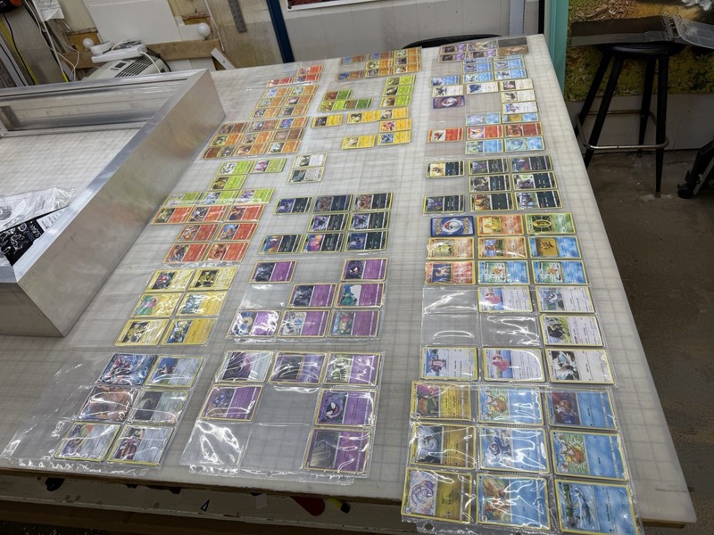 Huge 2020 Plus POKEMON CARD COLLECTION Charizard Gold Card