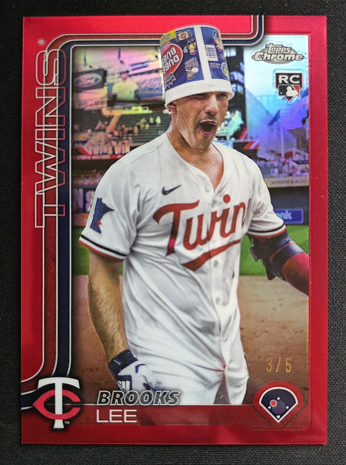 2025 Topps Chrome Update Brooks Lee USC6 RC Image Variation Red Refractor /5