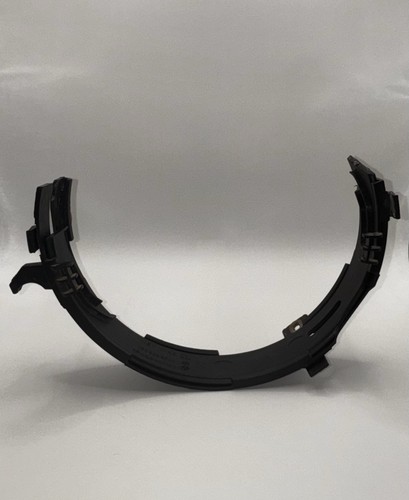 98-05 Volkswagen New Beetle Headlight Retainer Locking Mechanism RH Passenger