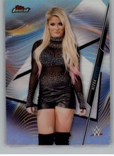 2020 Topps Finest WWE Wrestling Cards 31