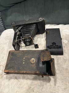 No. 1-A Autotrophic Kodak Jr Eastman Folding Cartridge Camera with Case