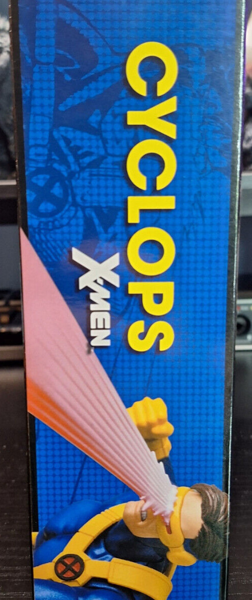 MAFEX 099 X-Men Cyclops Action Figure *Repaired Visor Read Description*