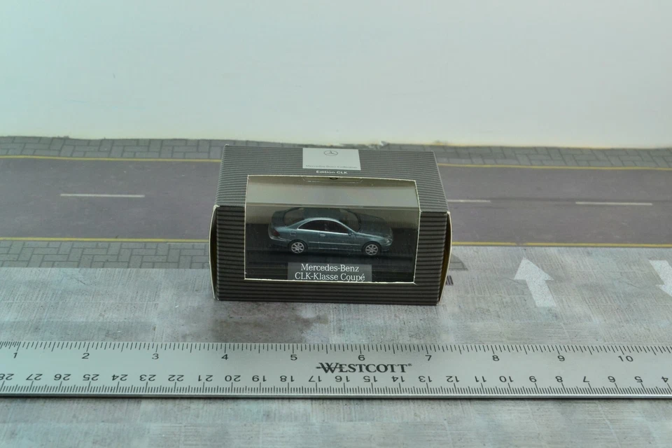 Wiking Mercedes Benz Coupe CLK Class Car 1:87 Scale HO (HO523) - Image 2 of 2