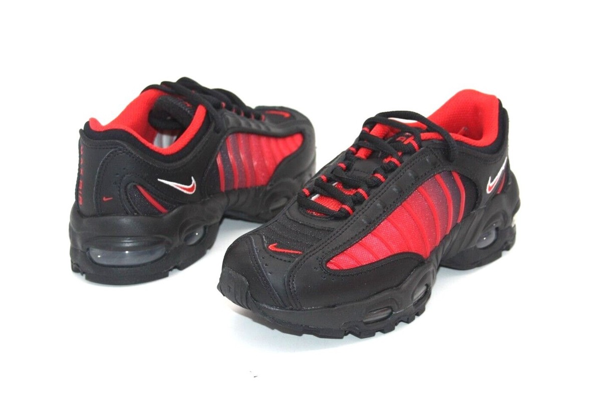 red and black tailwinds