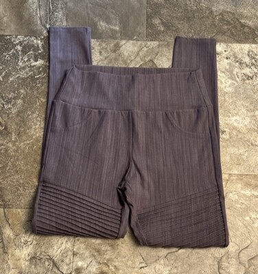 Disha Skechers Outlet Store Cheshire Oaks Camera Iphone 12 Pro