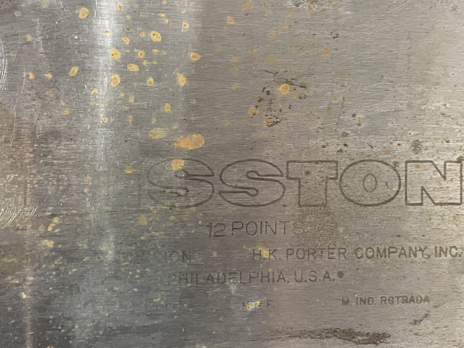 vintage hand saw henry disston Philadelphia USA CARPENTER wood Cut Carved Gift