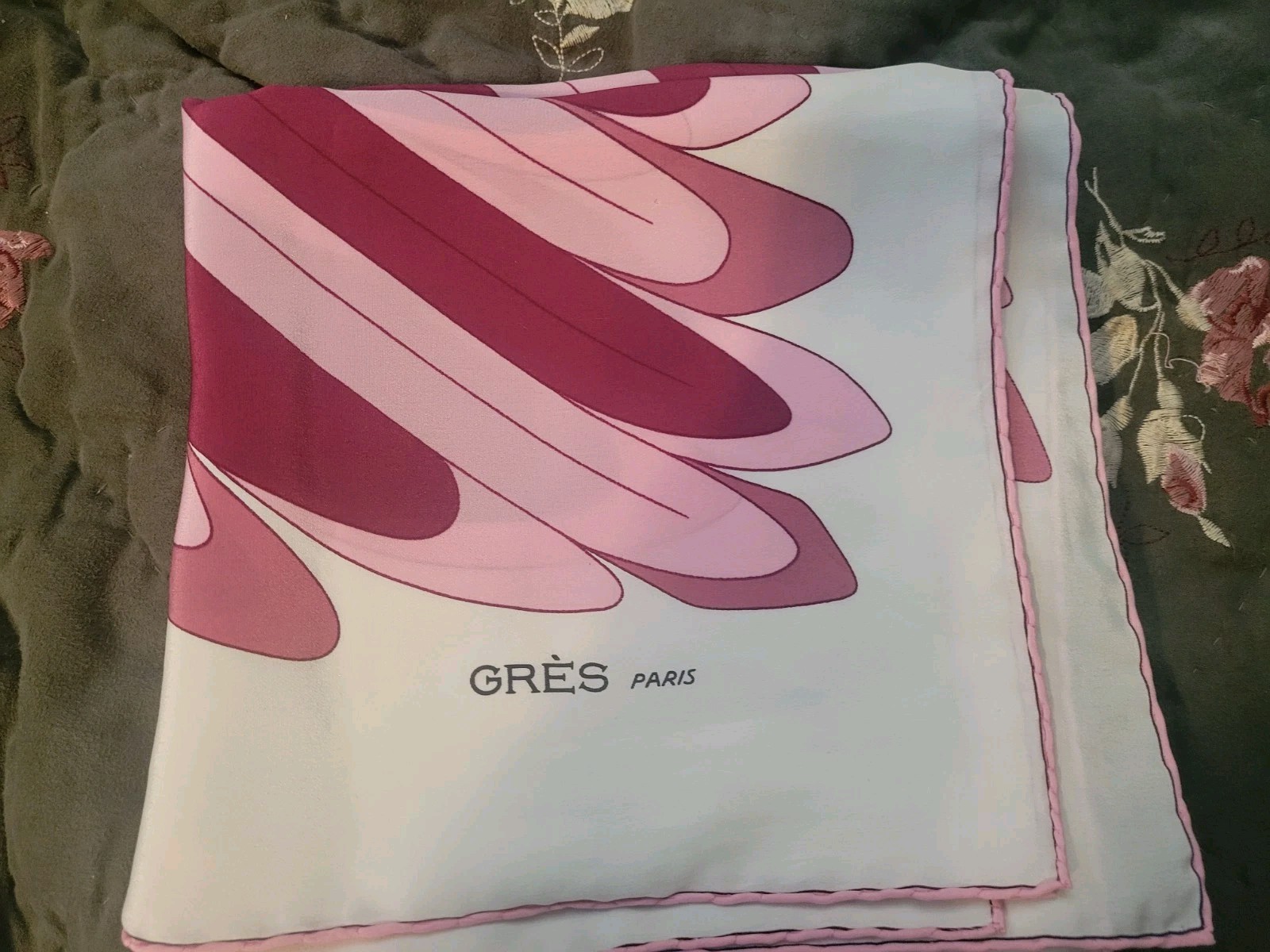 GRES PARIS  Vintage Bird Silk Scarf  33×35