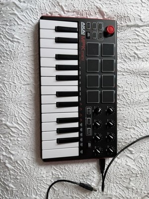 Akai Professional MPK Mini Play MK3 Portable 25-Key Keyboard