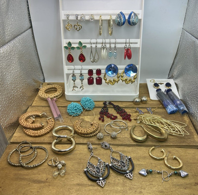 Vintage - Modern 30 Pair Pierced Earring Lot