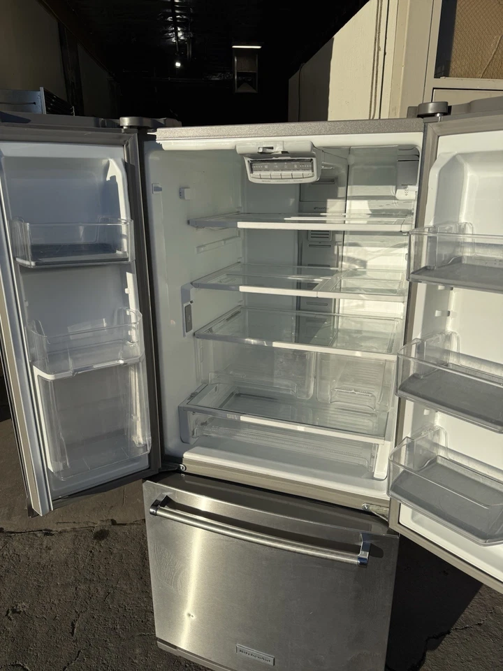 KitchenAid 30" Independiente 20 Cu. Refrigerador de puerta francesa - KRFF300ESS Foto 3 de 4