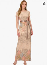 ADRIANNA PAPELL Women's Mateleasse Column Gown Elegant Evening Gown with Floral