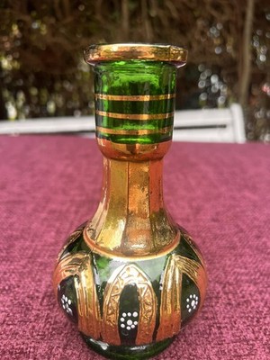Vintage Böhmische Glas Shisha Pfeifenfuß. Grüne Flasche Gold Emaille bemalt. Selten