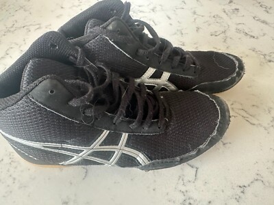 Youth Size 5 ASICS Wrestling Shoes C545N MATFLEX Black White Boys Girls